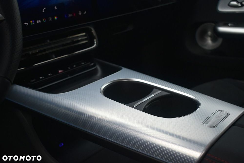 Mercedes-Benz CLA 220 mHEV 4-Matic 8G-DCT - 16