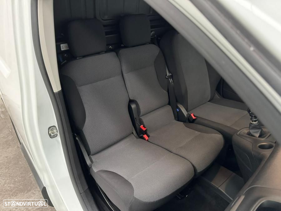 Opel Combo SELECTION - 26