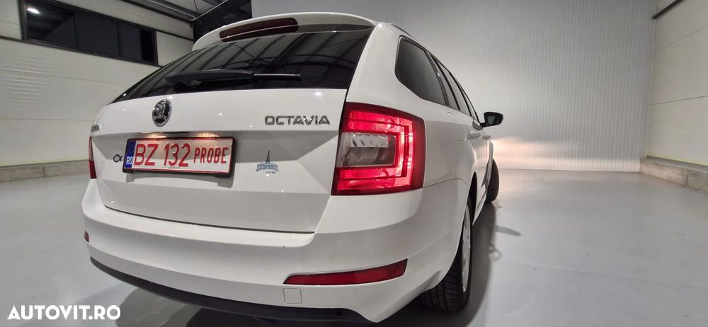 Skoda Octavia 2.0 TDI Green tec Elegance - 8