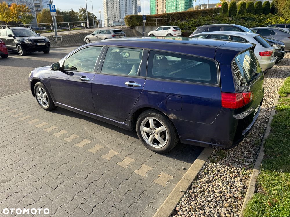 Honda Accord 2004 photo 4