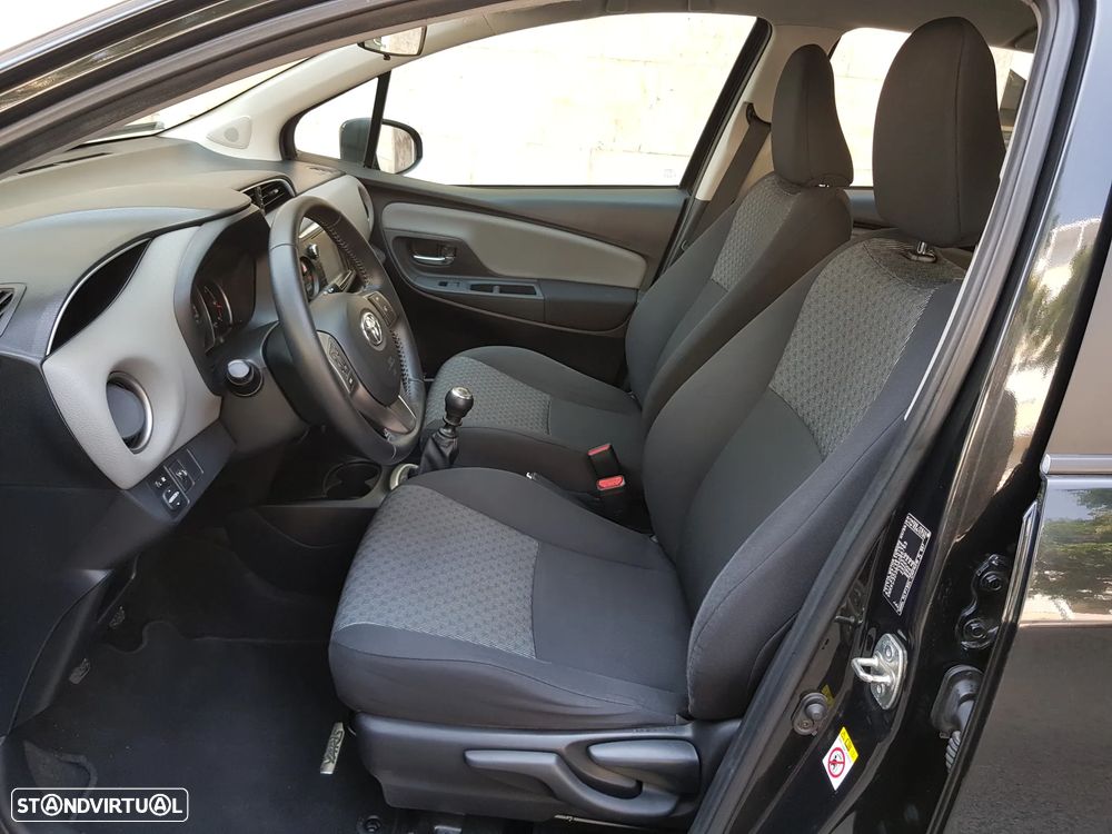 Toyota Yaris 1.4 D-4D Sport+Navi - 28