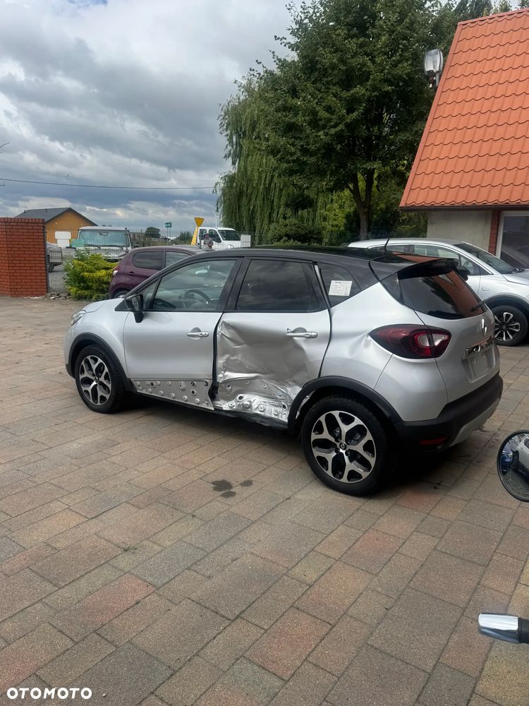 Renault Captur 1.3 Energy TCe Initiale Paris EDC - 2