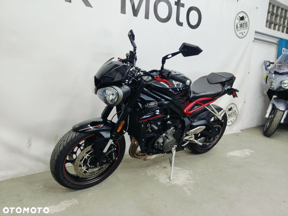 Triumph Street Triple - 19