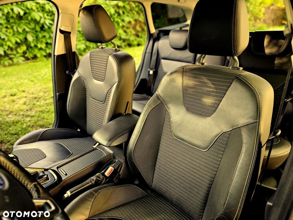Ford Focus 1.5 TDCi SYNC Edition ASS - 11