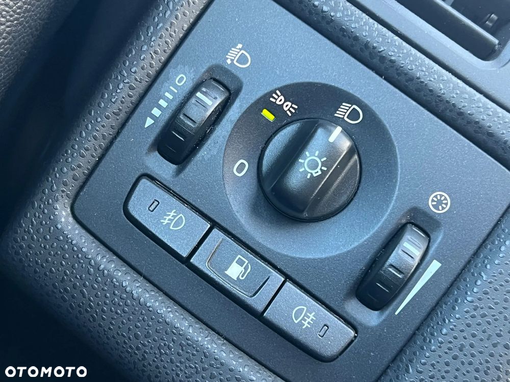 Volvo V50 D5 R-Design Summum - 31