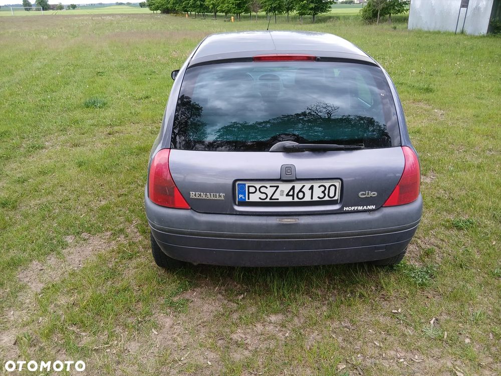 Renault Clio 1.4 RT - 7