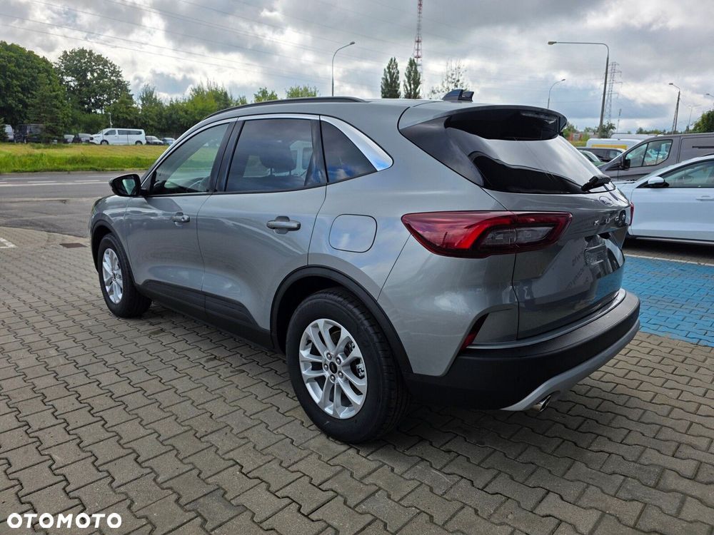 Ford Kuga - 5