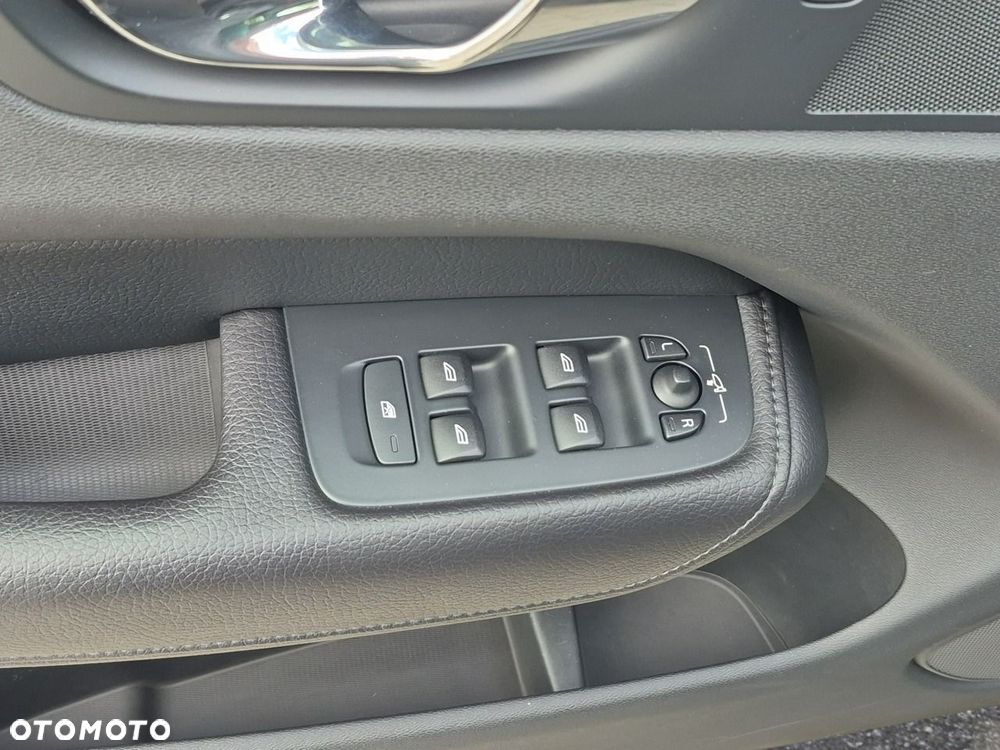 Volvo XC 60 - 17