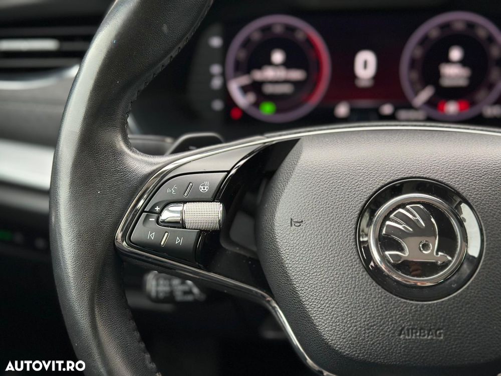 Skoda Octavia 2.0 TDI DSG Style - 26