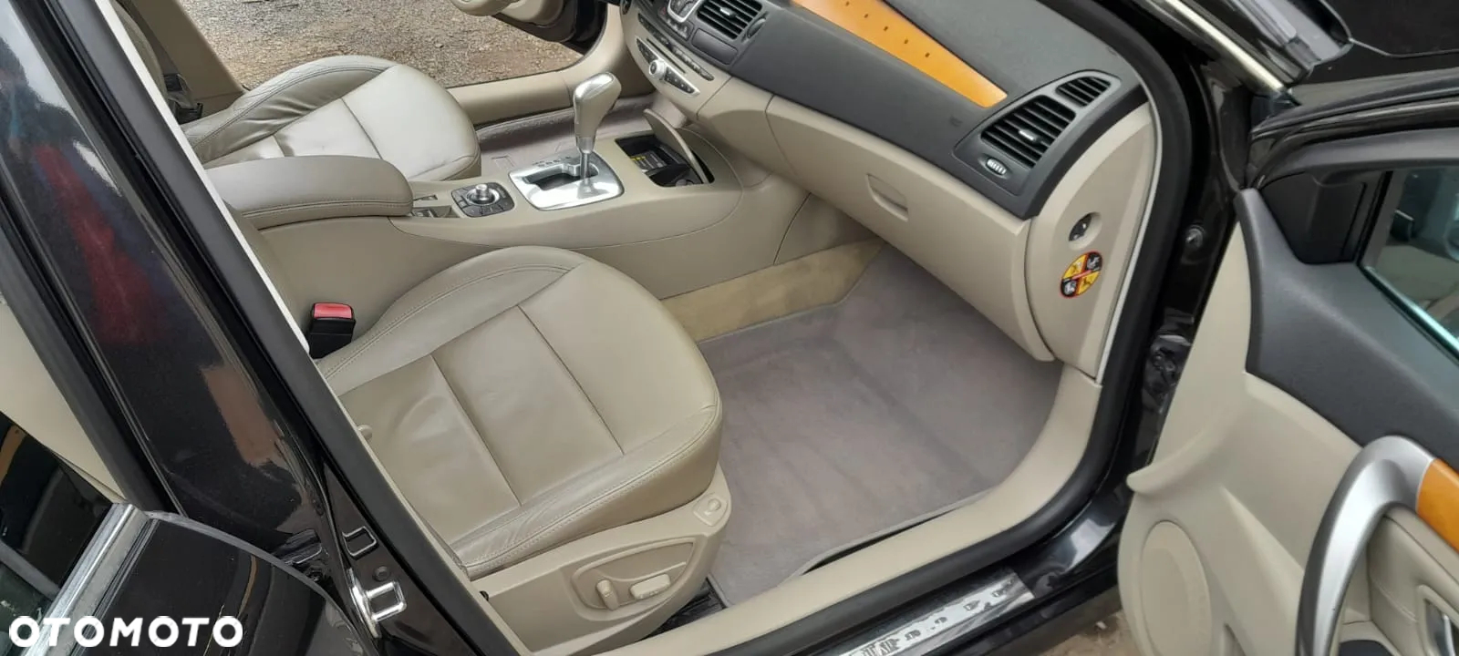 Renault Laguna 2.0 DCi Initiale - 12