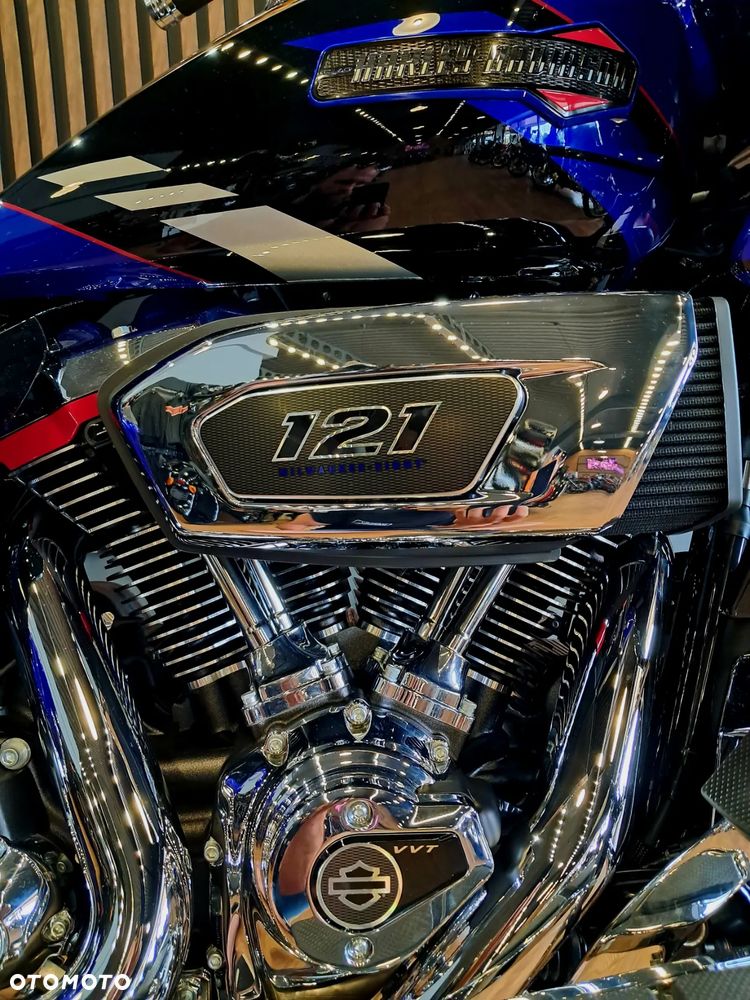 Harley-Davidson Touring Road Glide - 4