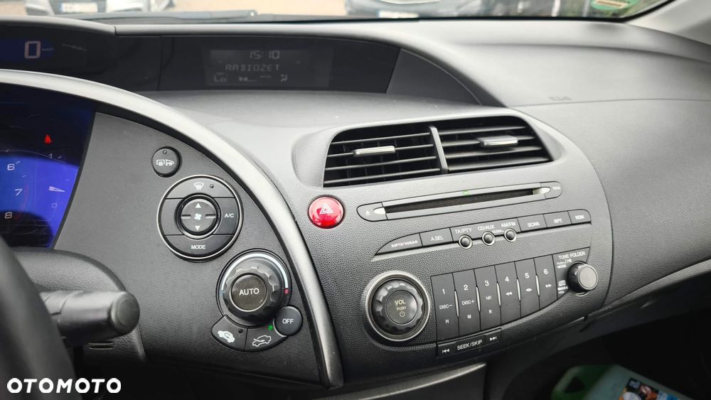 Honda Civic 1.8i-VTEC Sport - 17
