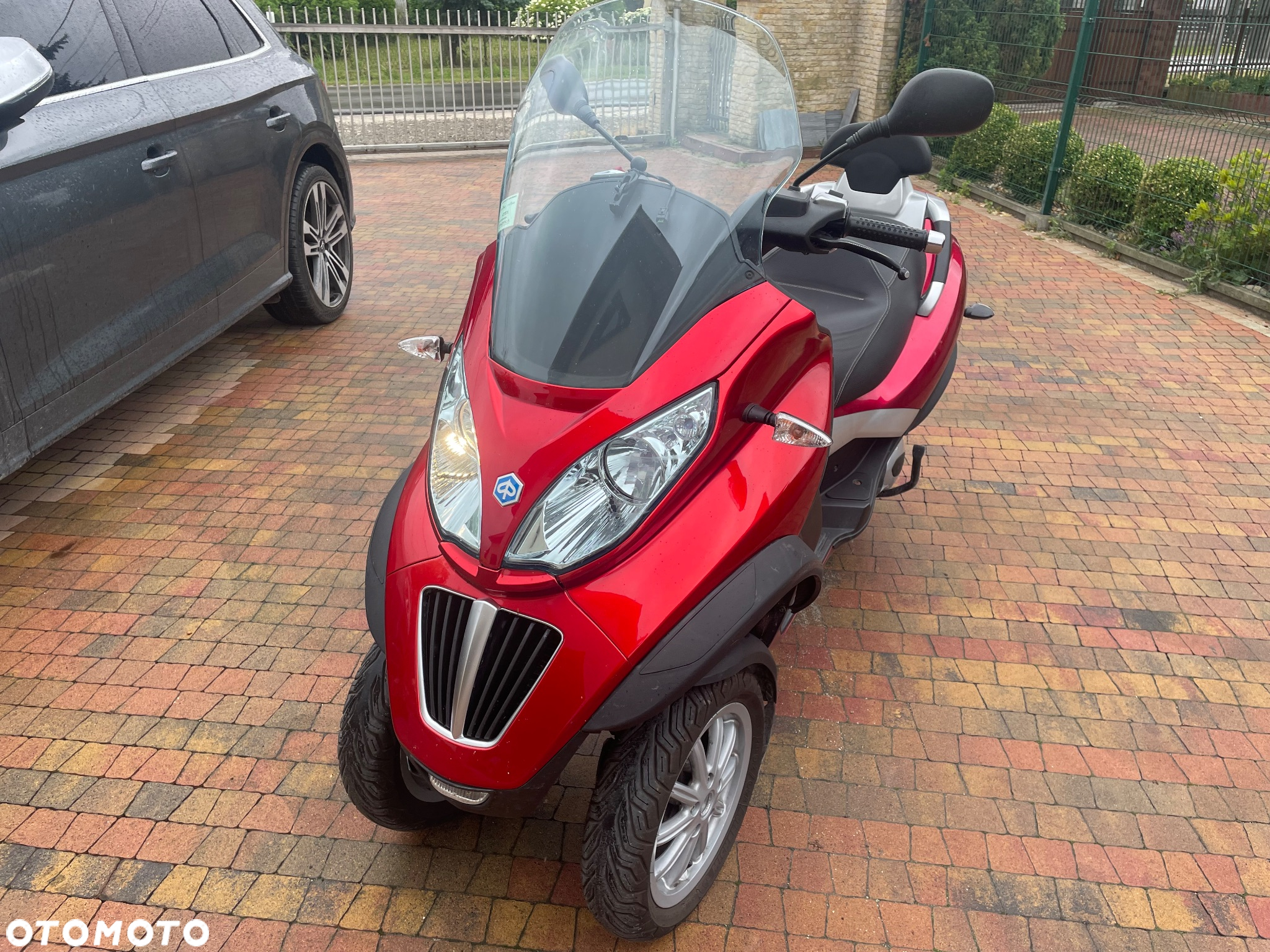 Piaggio MP-3 - 4