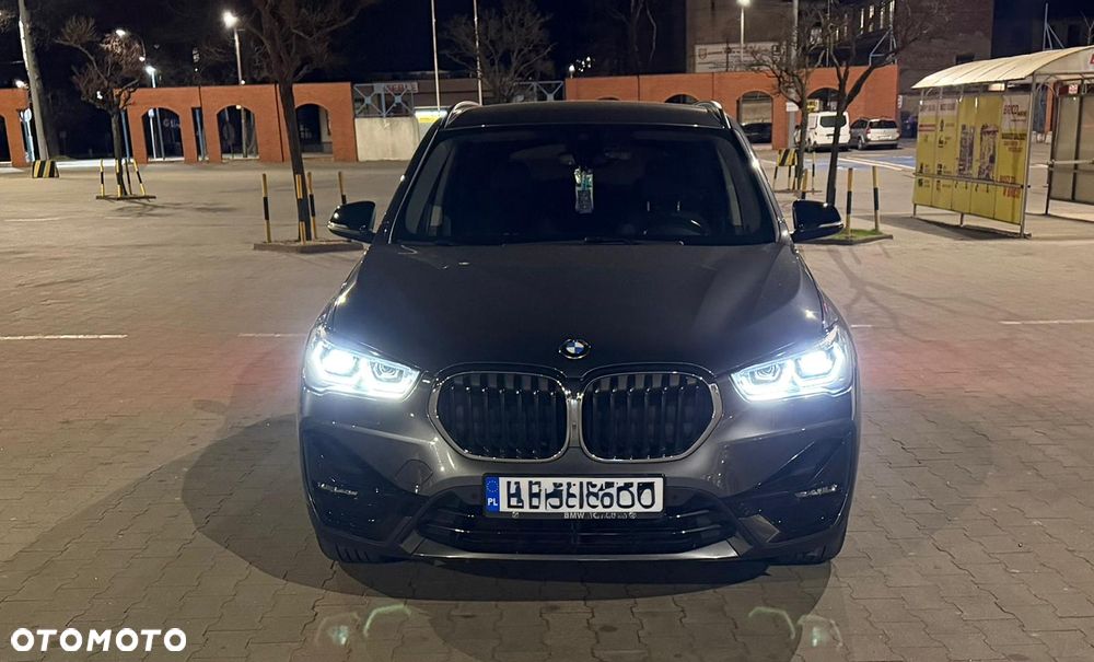 BMW X1 sDrive18i Sport Line - 2