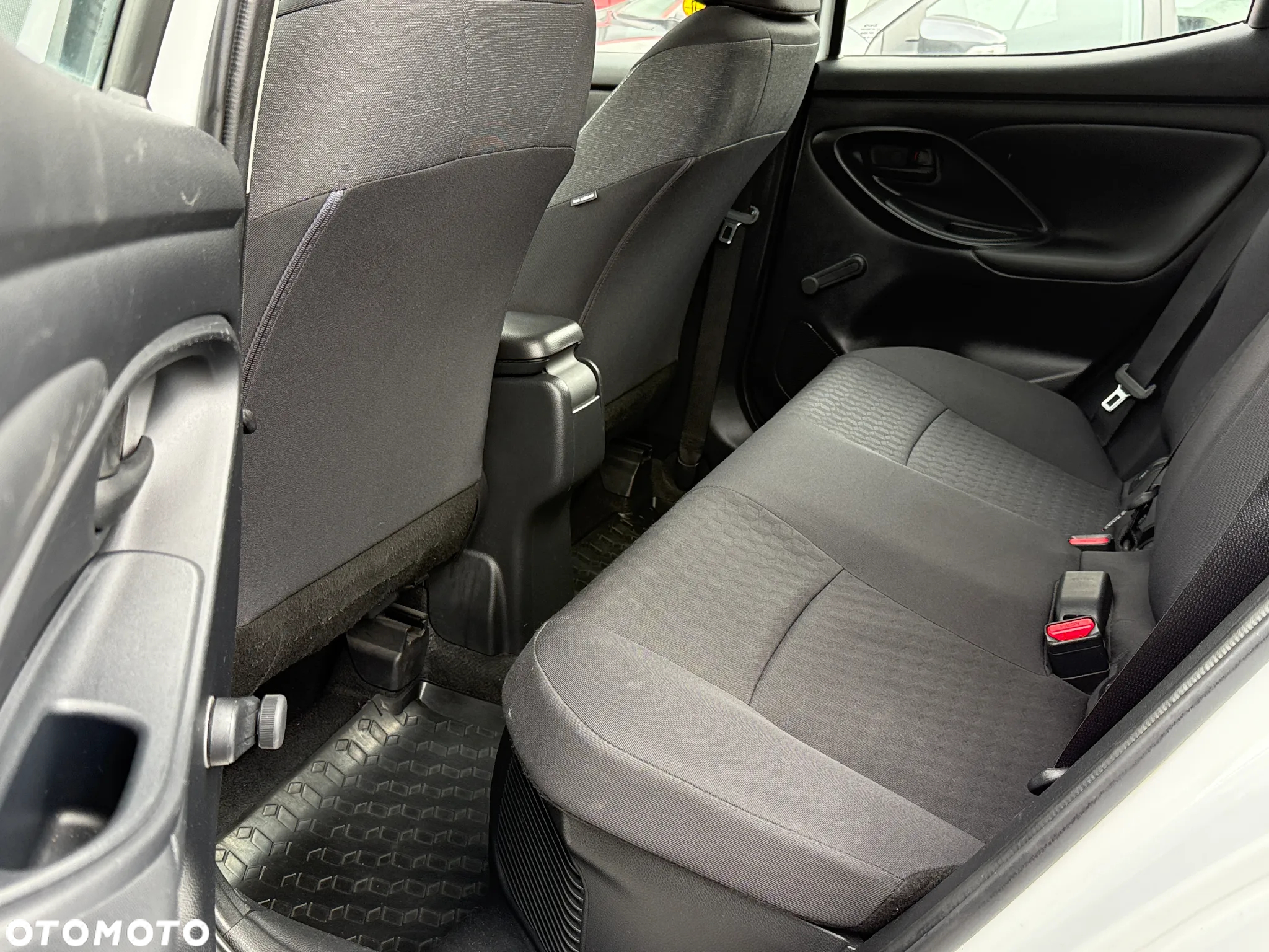 Toyota Yaris Hybrid 1.5 Comfort - 15
