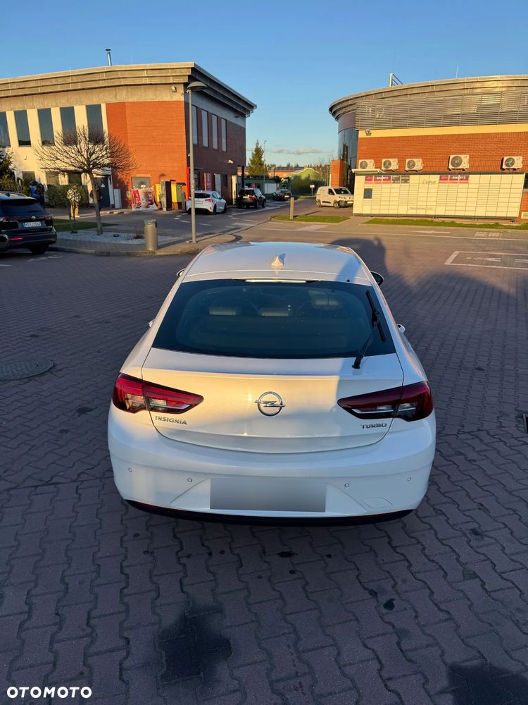 Opel Insignia 1.5 T Enjoy S&S - 6