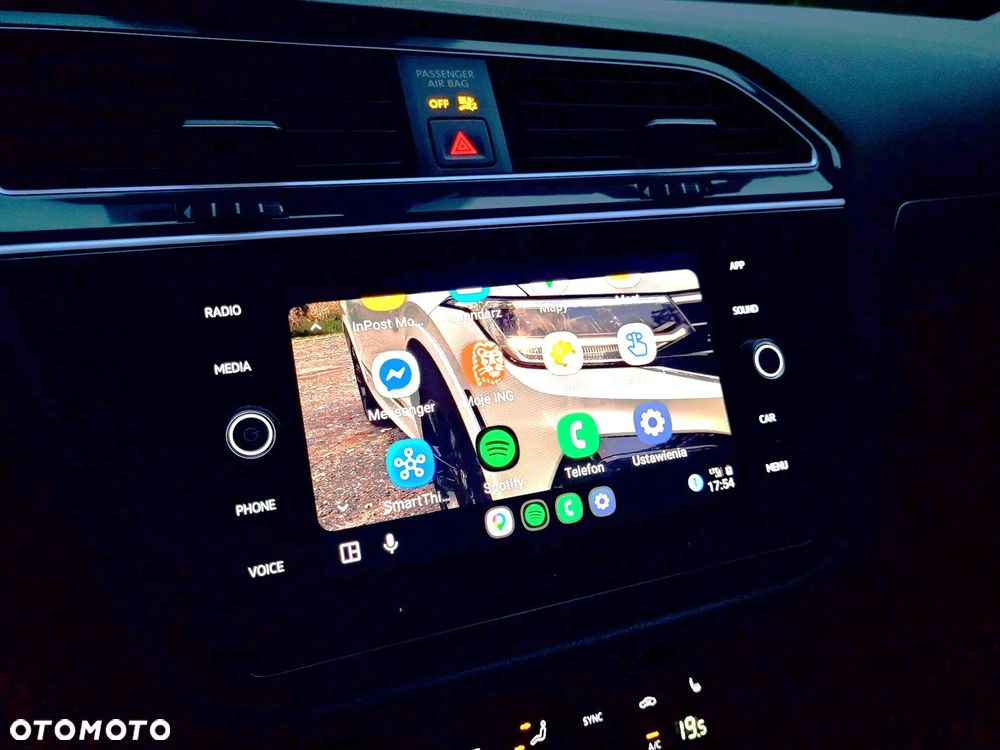 Volkswagen Tiguan - 35