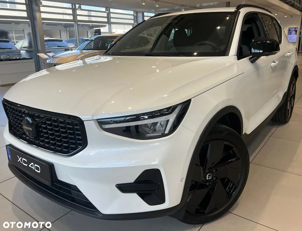 Volvo XC 40 B4 AWD Ultimate Dark - 16