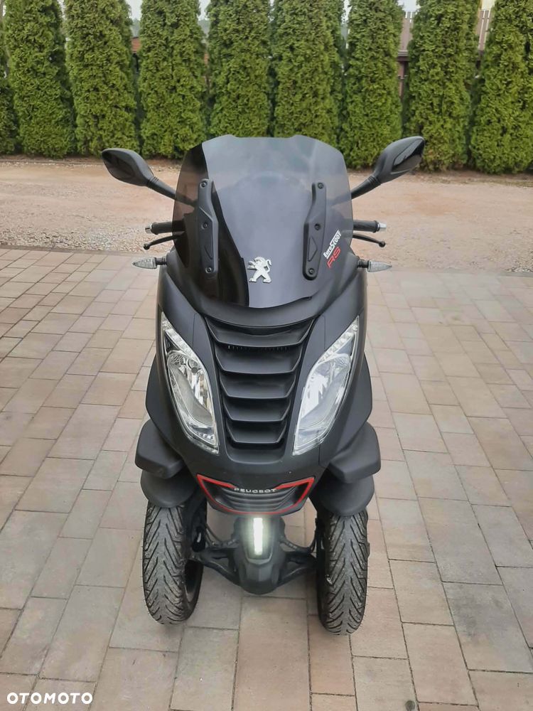 Peugeot Metropolis - 2