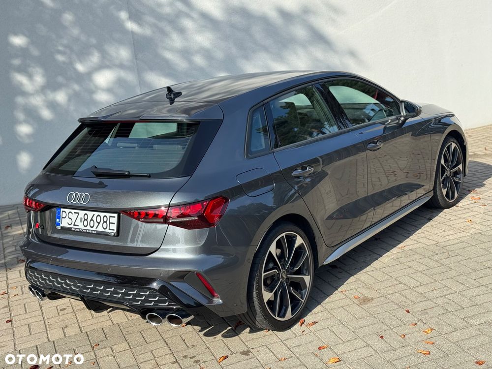 Audi S3 Sportback TFSI  quattro S tronic - 22