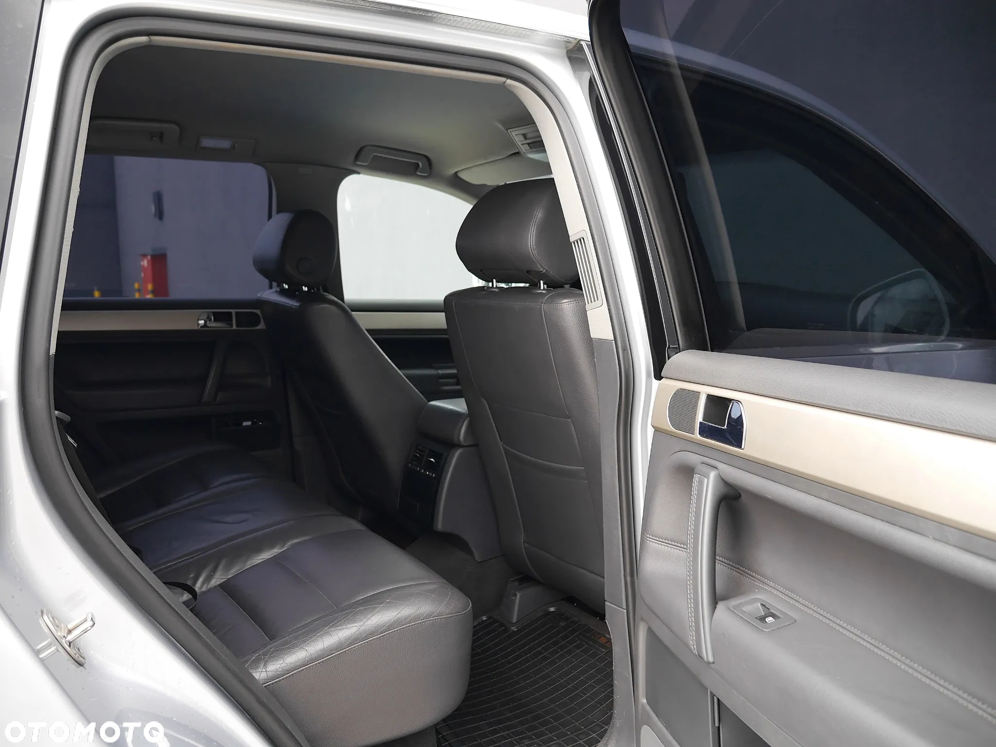 Volkswagen Touareg 3.0 V6 TDI DPF Automatik Kong - 25