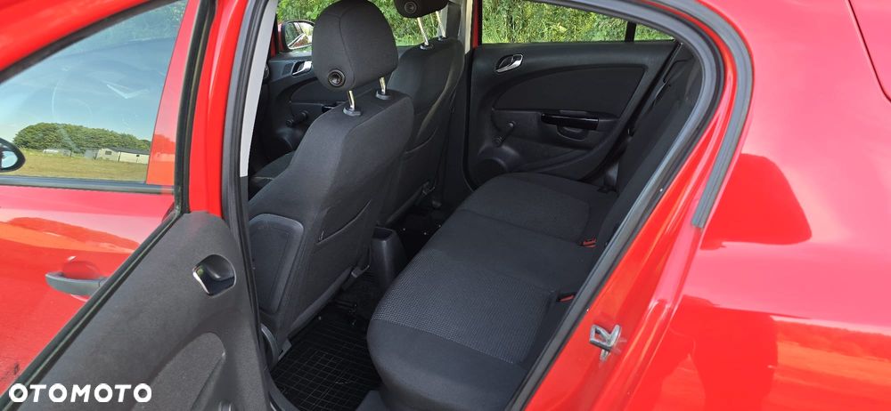 Opel Corsa 1.2 16V Essentia - 10
