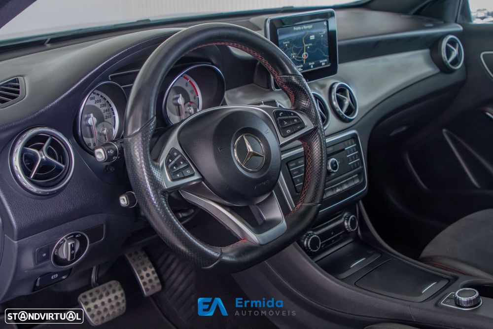 Mercedes-Benz GLA 220 d AMG Line - 26