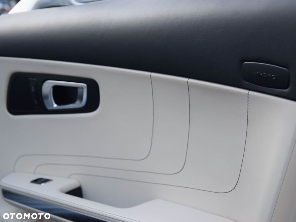 Mercedes-Benz SLS SPEEDSHIFT DCT - 20