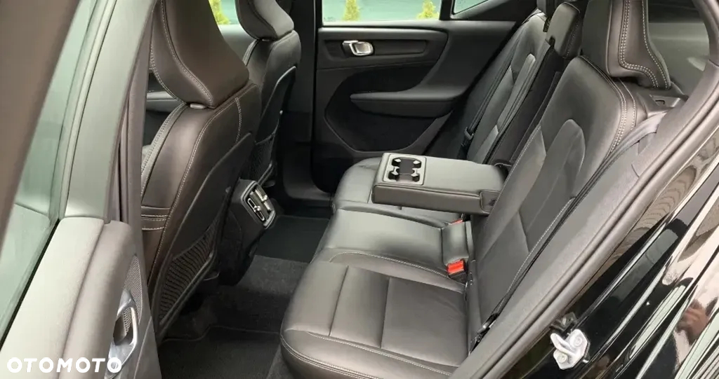 Volvo XC 40 T4 AWD R-Design - 20