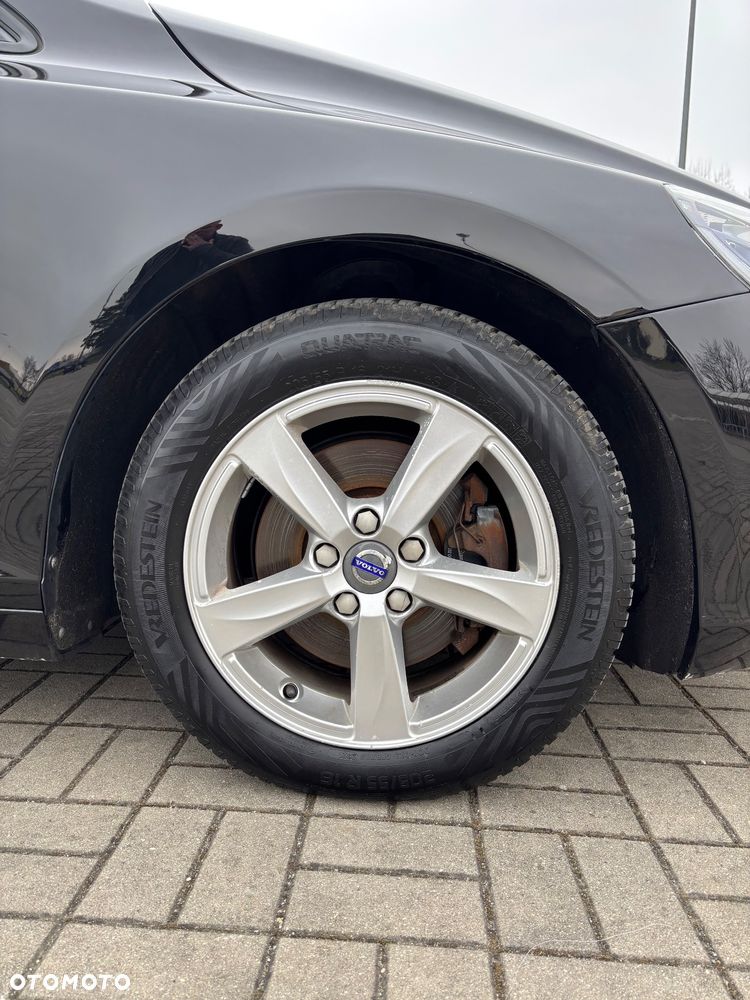 Volvo V40 D2 Momentum - 27