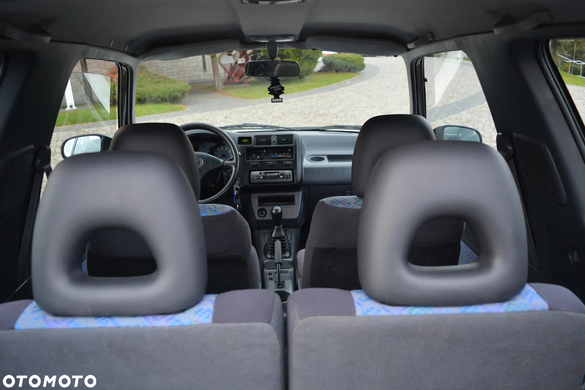 Toyota RAV4 2.0 - 35