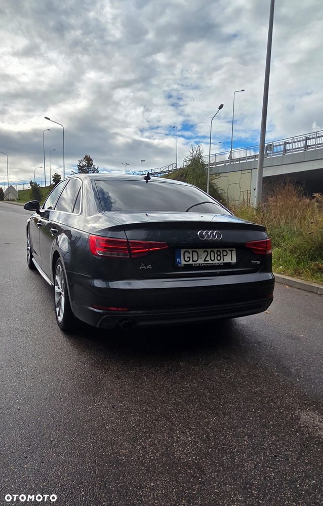 Audi A4 Limousine - 5