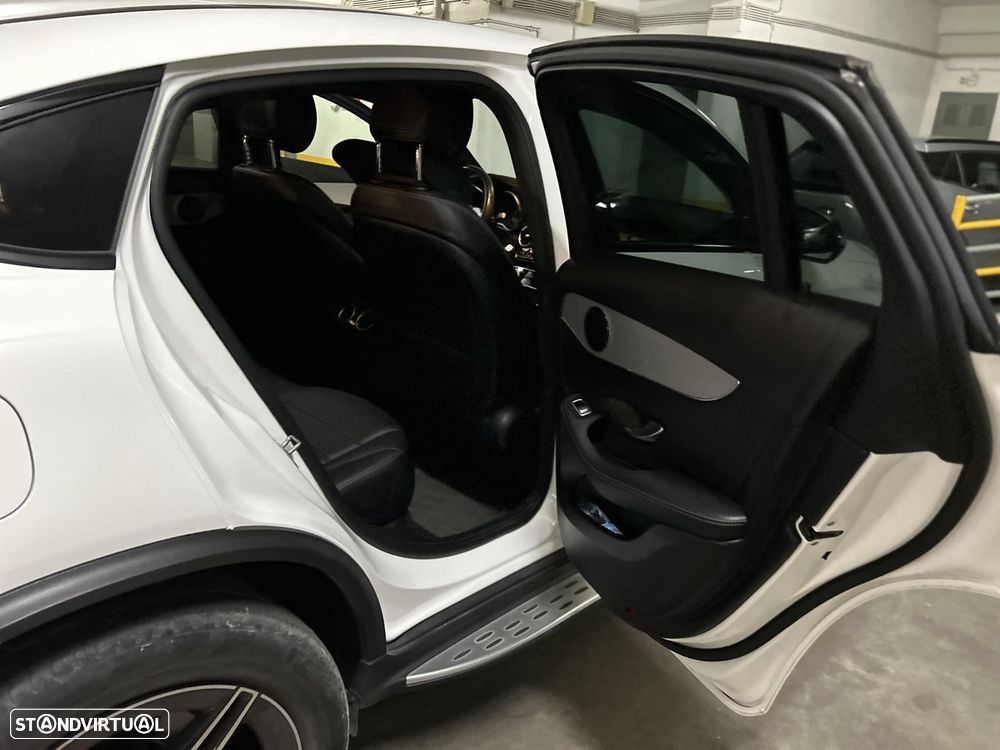Mercedes-Benz GLC 300 e 4Matic - 8