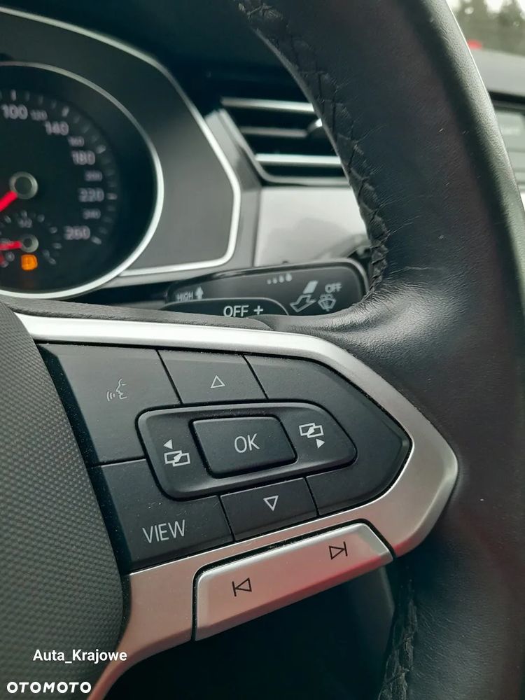 Volkswagen Passat 2.0 TSI Business DSG - 25