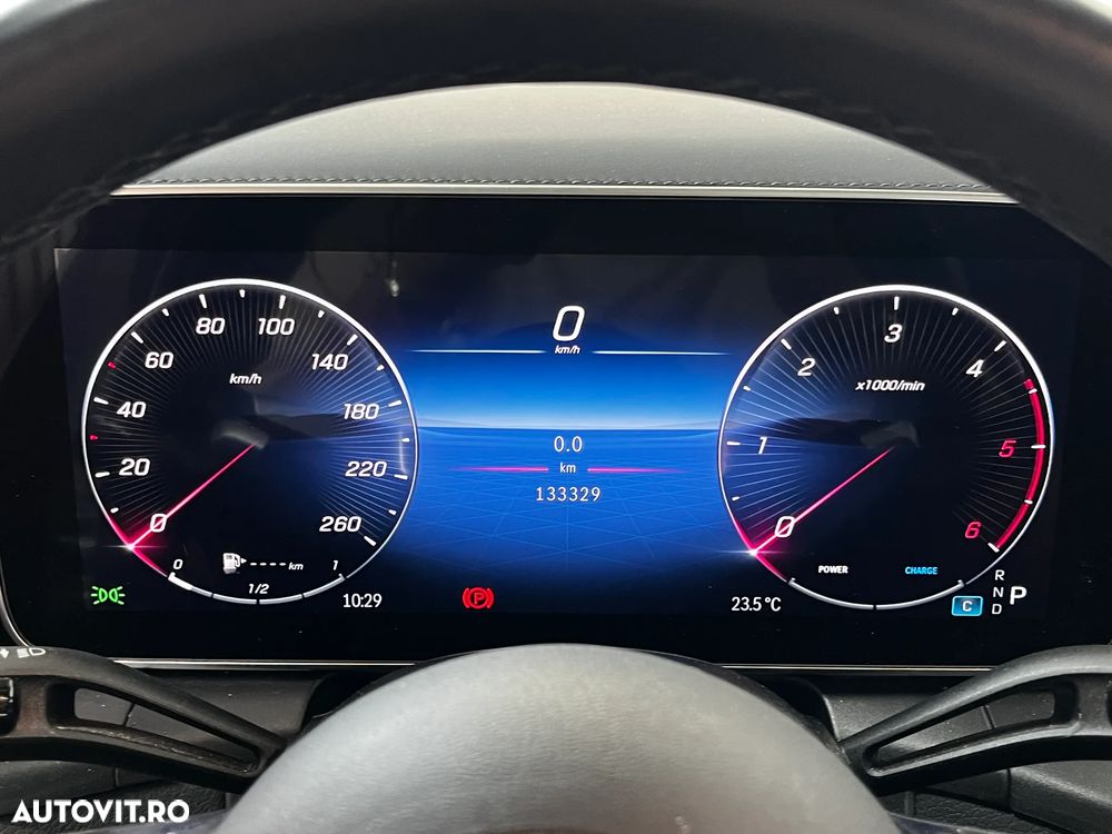 Mercedes-Benz GLC - 15
