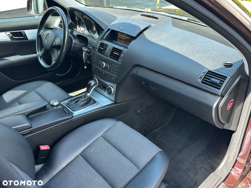 Mercedes-Benz Klasa C 180 Kompressor Automatik Avantgarde - 17