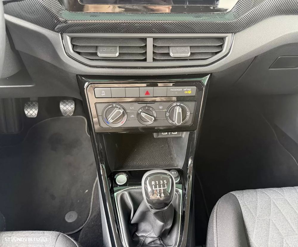 VW T-Cross 1.0 TSI Urban - 11