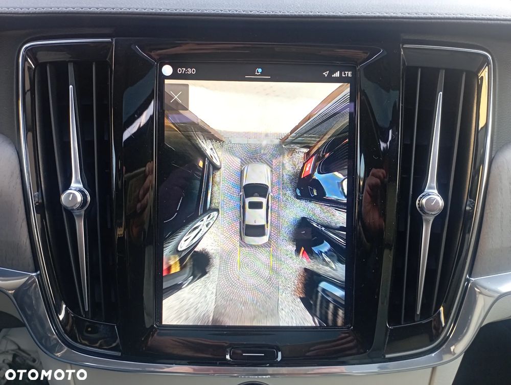 Volvo S90 B5 D AWD Momentum Pro - 19