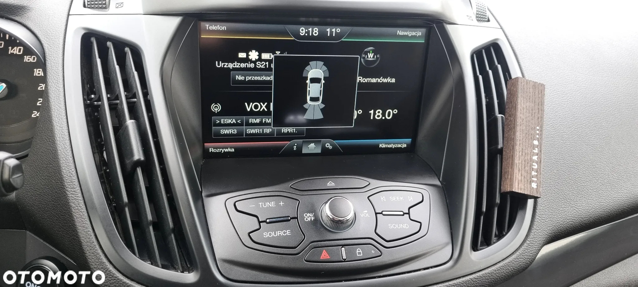 Ford Kuga 2.0 TDCi 2x4 Titanium - 26