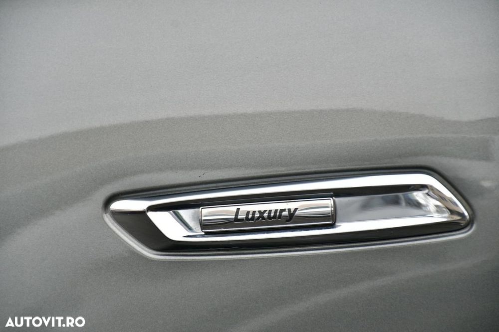 BMW Seria 5 535d xDrive Touring Aut. Luxury Line - 13