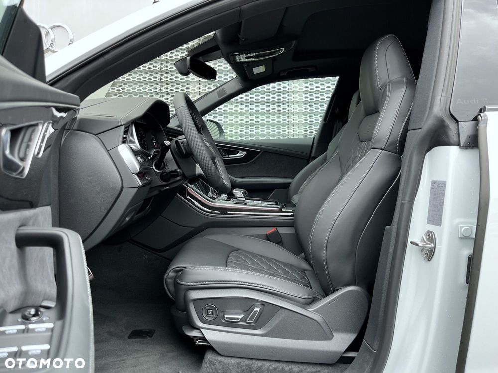 Audi Q8 - 5