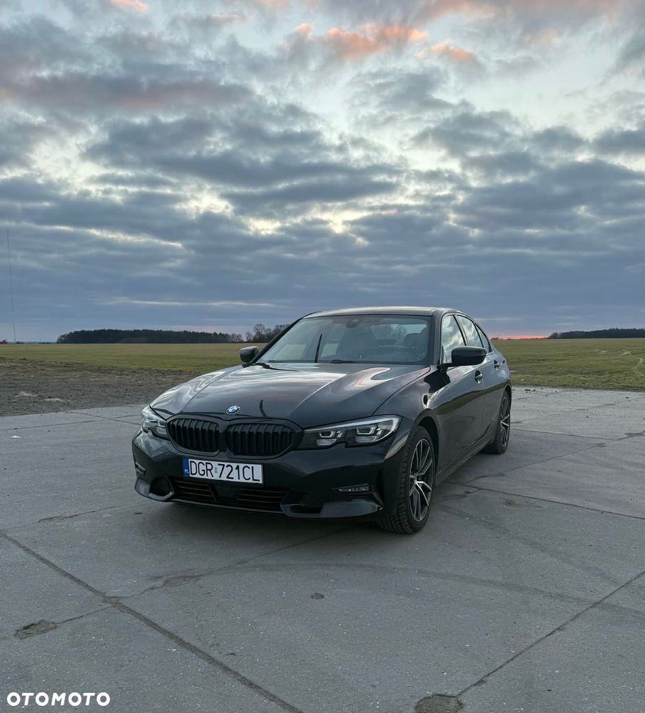 BMW Seria 3 330i - 2