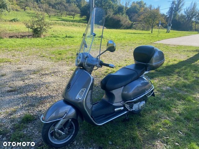 Vespa Grantourismo - 2