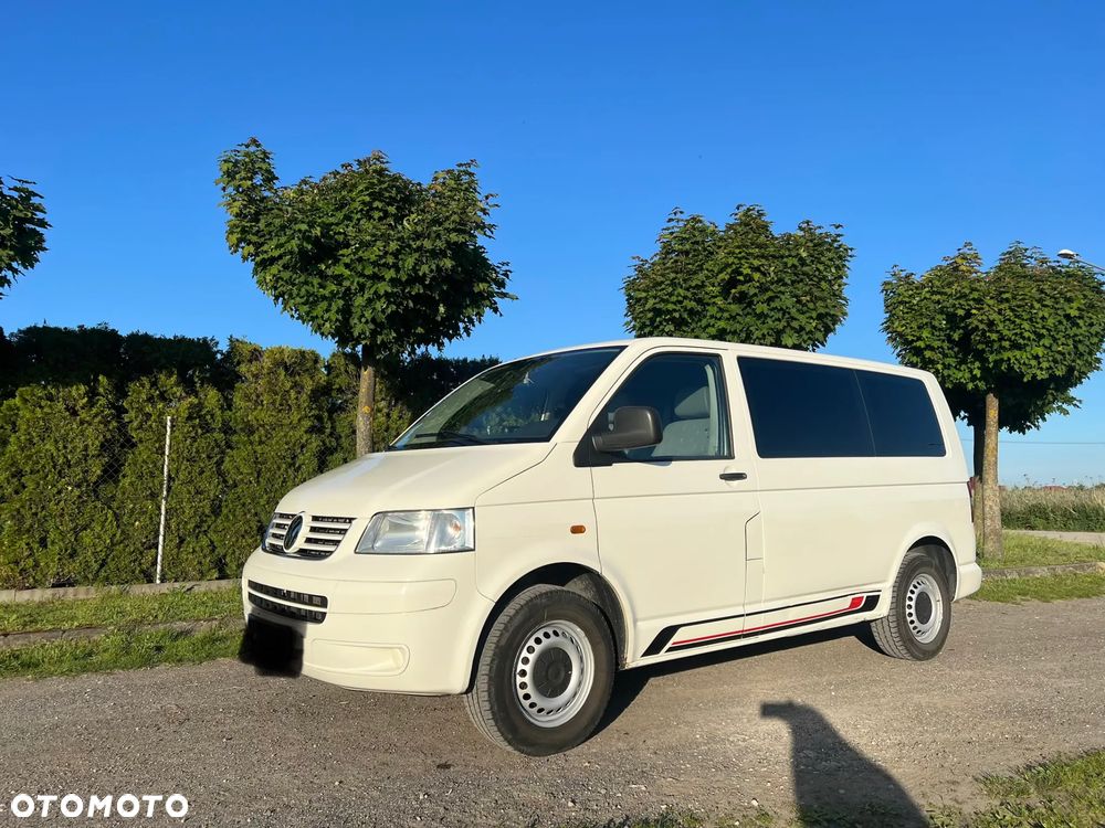 Volkswagen Transporter - 1