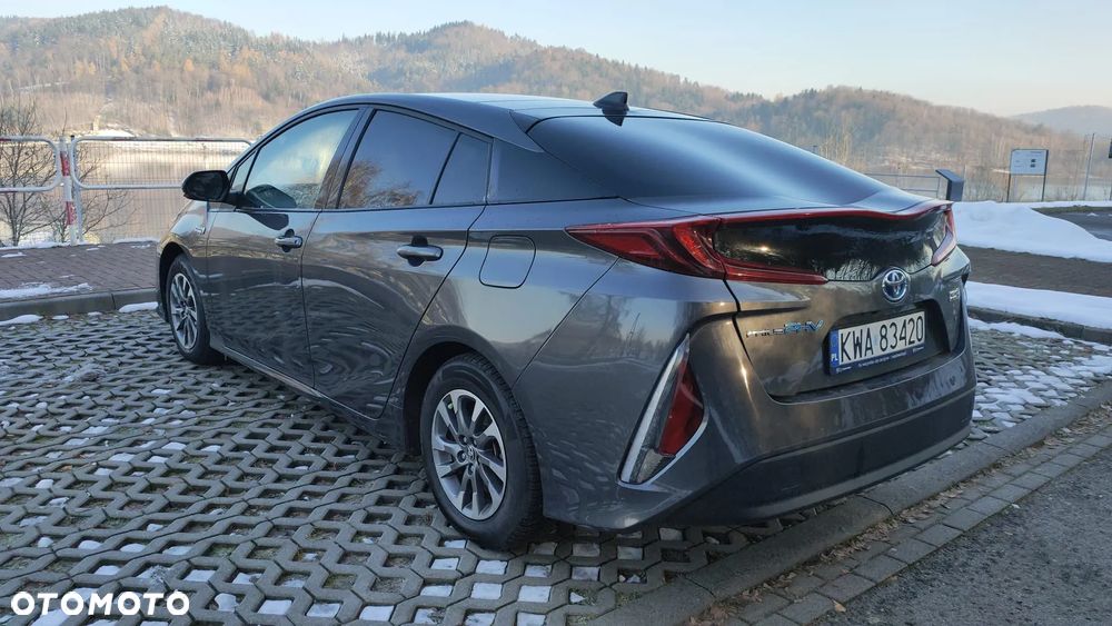Toyota Prius 1.8 Hybrid Executive - 4
