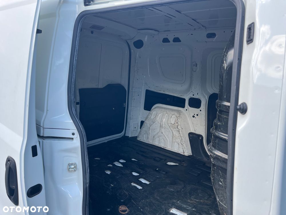 Fiat Doblo - 11