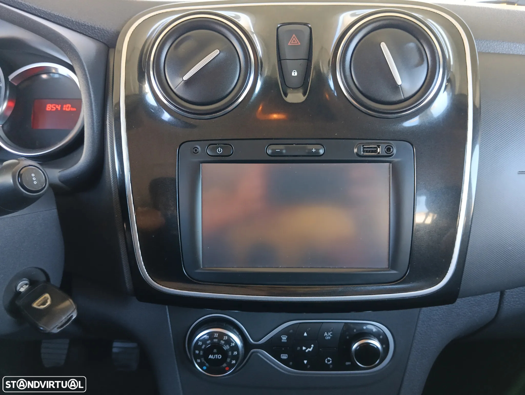 Dacia Sandero 1.5 dCi Stepway - 10