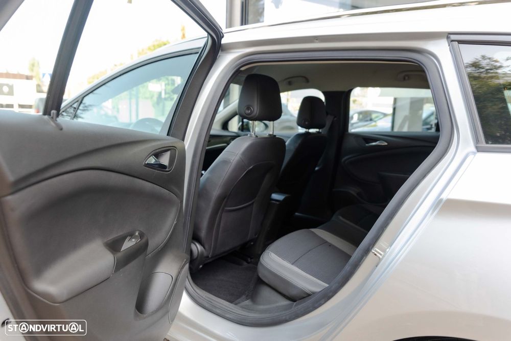 Opel Astra Sports Tourer 1.5 D Design & Tech S/S - 14