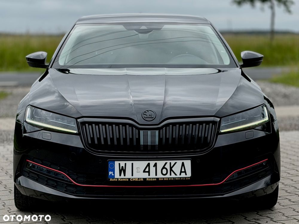 Skoda Superb 2.0 TDI Sportline - 4