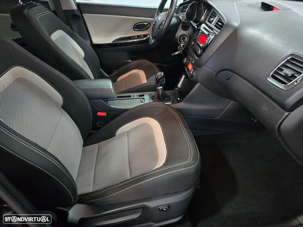 Kia Ceed SW 1.4 CRDi More - 24
